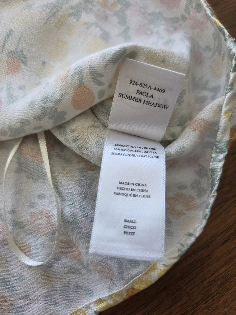 Rails Paolo Summer Meadow Floral Print V-Neck Satin Camisole Top, Size Small - Picture 7 of 8